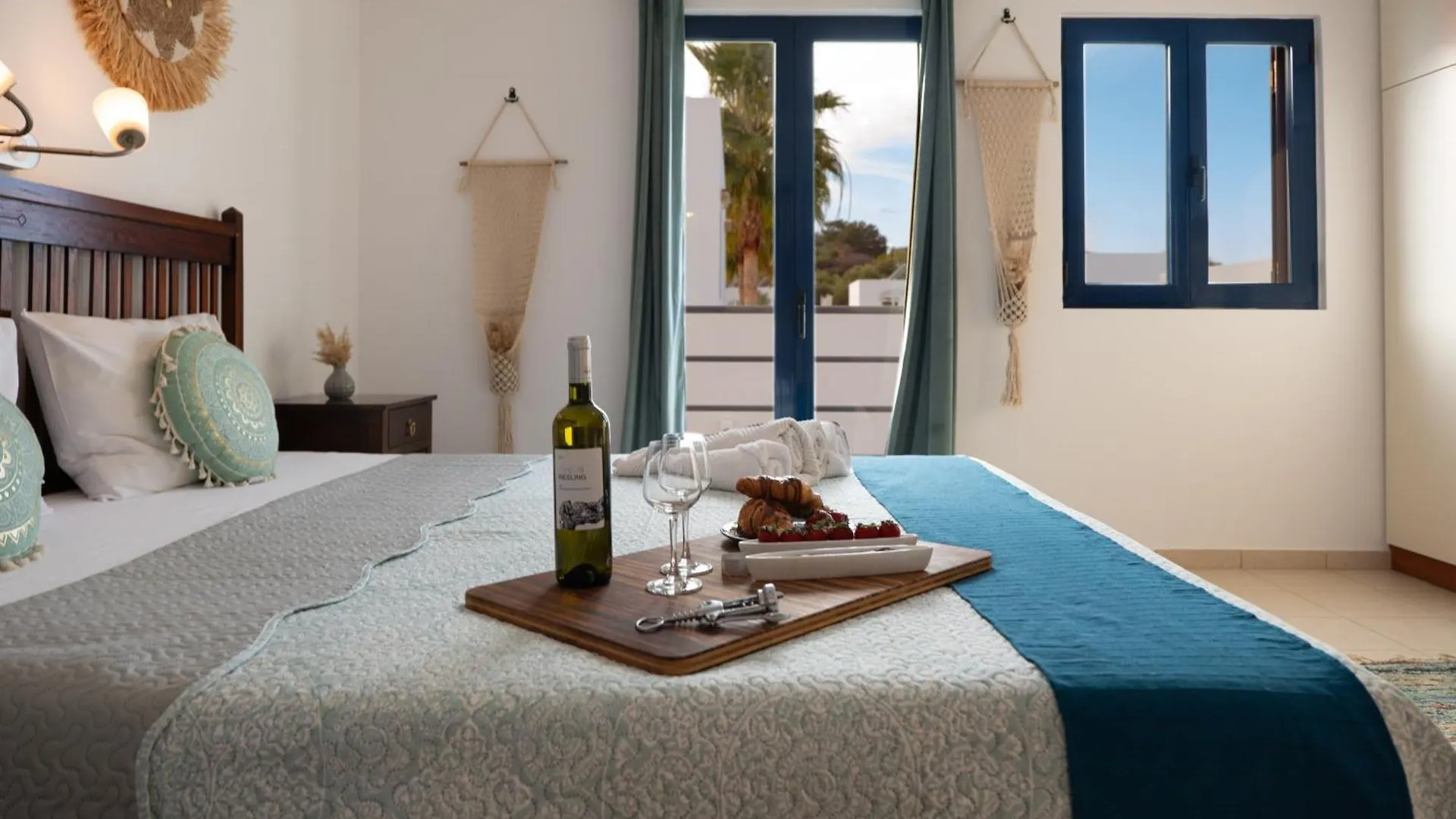 Villa Lira Pure Serenity & Sea Views 3Br Rethymno