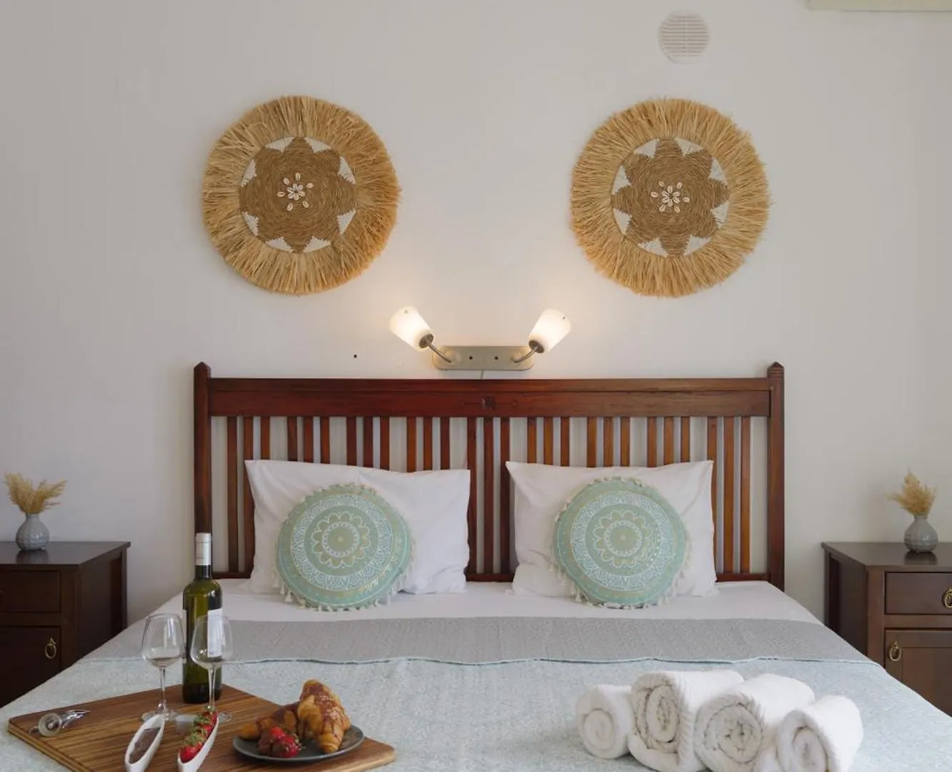 Villa Lira Pure Serenity & Sea Views 3Br Rethymno  Greece