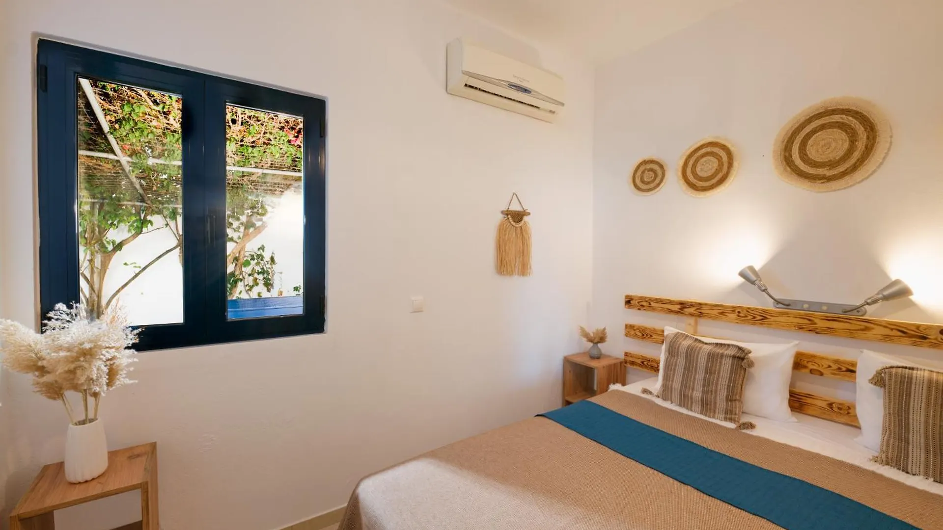 Villa Lira Pure Serenity & Sea Views 3Br Rethymno   Rethymno (Crete)